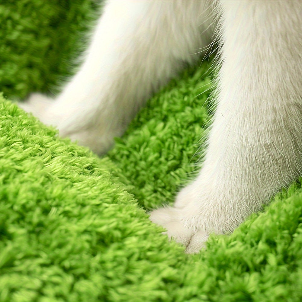 통합 스크래치 보드가 있는 아늑한 소나무 고양이 둥지 - 내구성 있고, 분리 가능하며, 세탁 가능, 사계절 내내 고양이용 따뜻함, 녹색 악센트가 있는 부드러운 크림 플리스, 장난기 있는 매달린 공 장난감 포함, 고양이 은신처No.3172